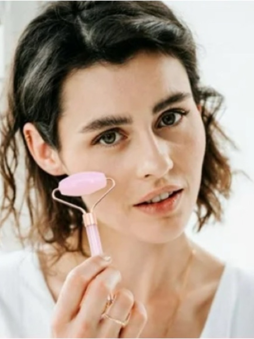 Sephora Rose Quartz Facial Roller - Light Pink - Picture 4 of 5